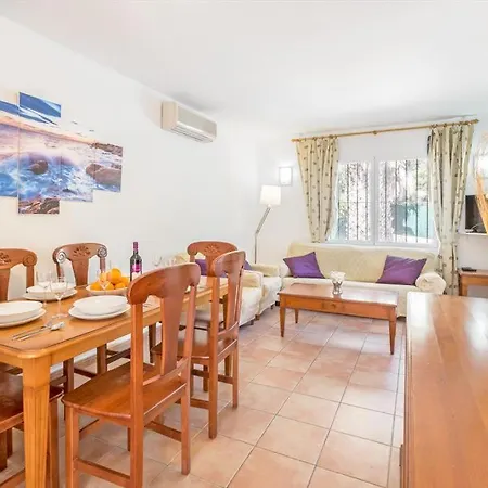 Holiday home Monte Lila